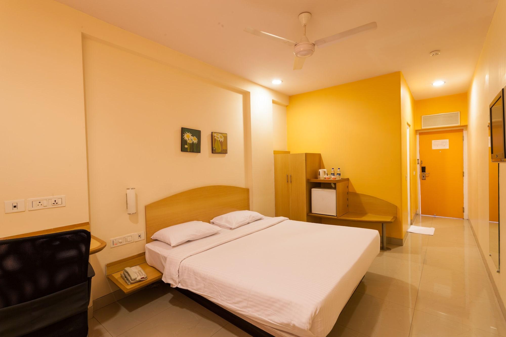 Hotel Nashik Extérieur photo