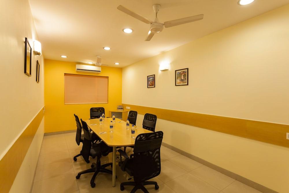 Hotel Nashik Extérieur photo
