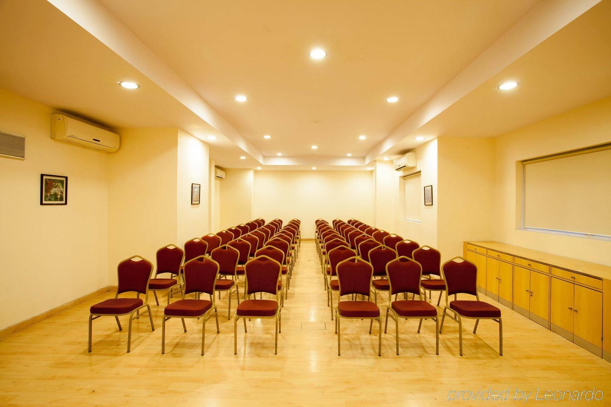Hotel Nashik Extérieur photo