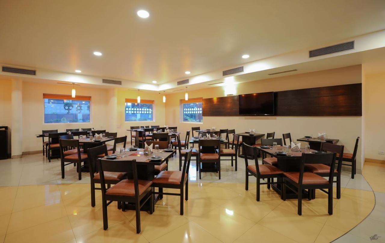 Hotel Nashik Extérieur photo